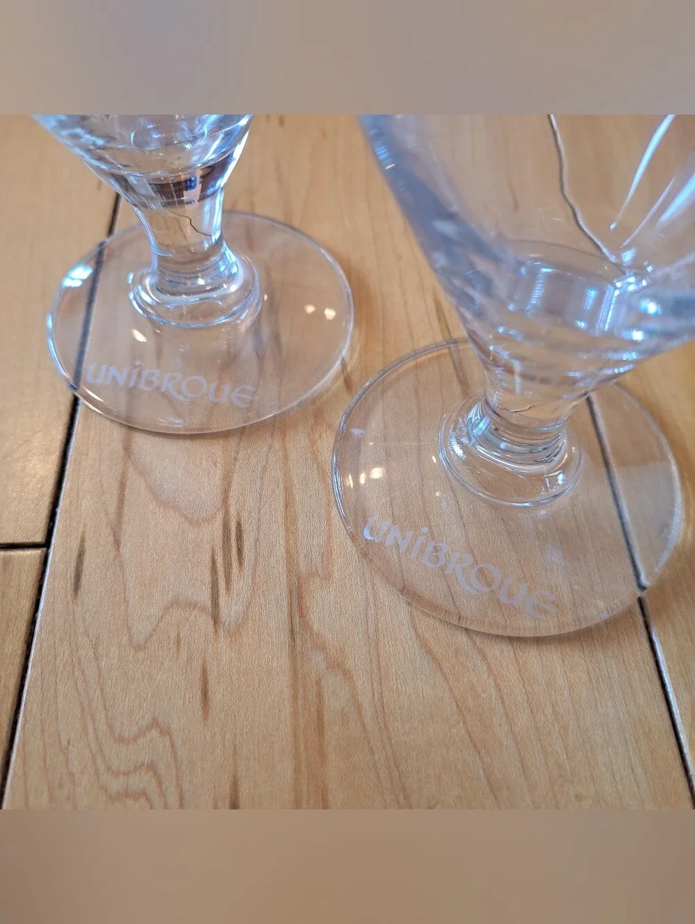 UNIBROUE BELGIUM ALE STEM TULIP GLASSES Set of 4 EXCELLENT!